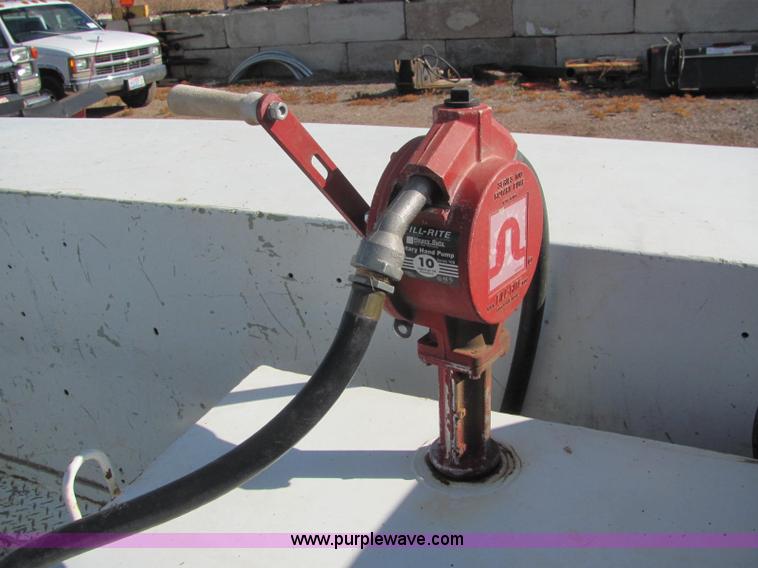 image for item C3119 1996 Chevrolet Cheyenne 3500 service truck