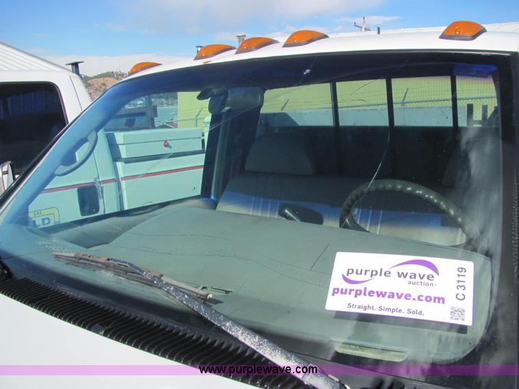 image for item C3119 1996 Chevrolet Cheyenne 3500 service truck