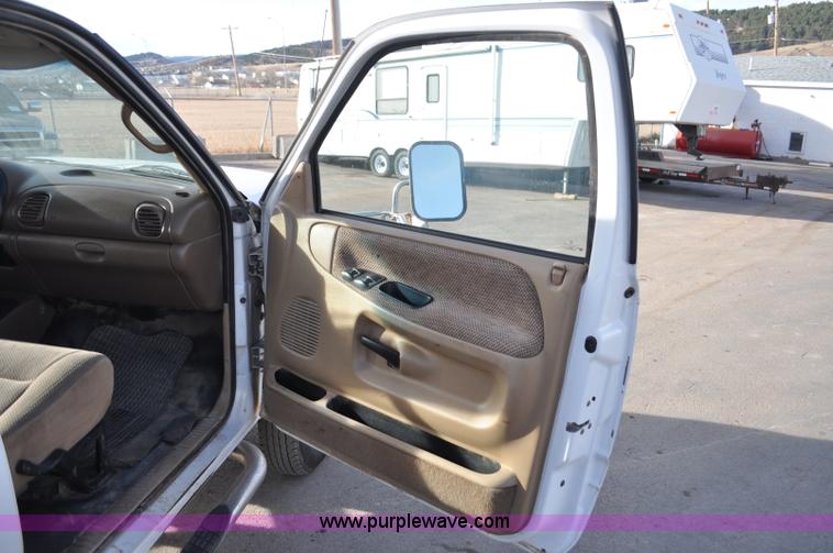 image for item C3120 1999 Dodge Ram 3500 service truck