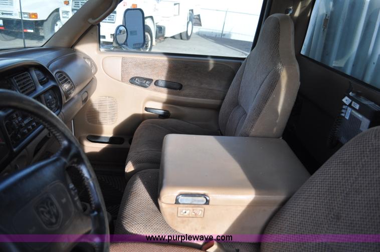 image for item C3121 1998 Dodge Ram 3500 service truck