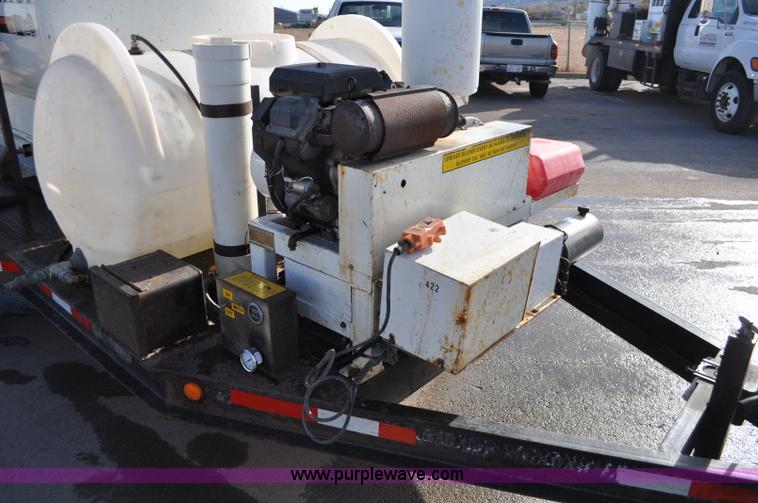 image for item C3128 1999 Vacmaster SPV800 vacuum system