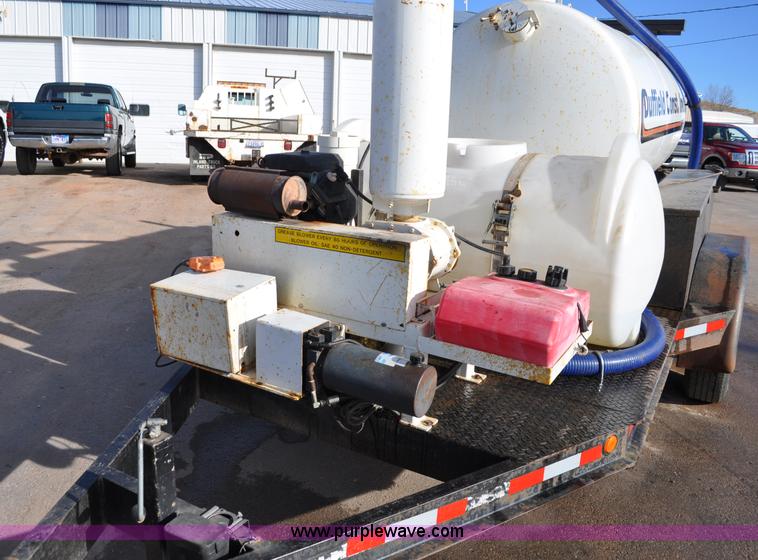 image for item C3128 1999 Vacmaster SPV800 vacuum system