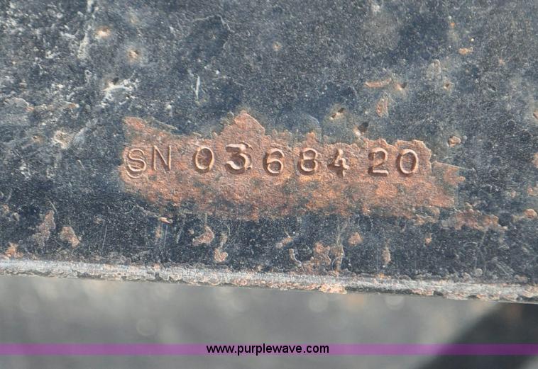 image for item C3128 1999 Vacmaster SPV800 vacuum system