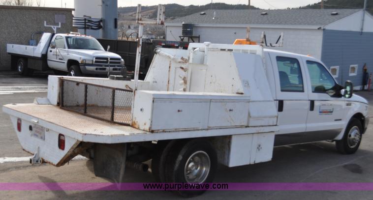 image for item C3130 2000 Ford F350 XLT Super Duty service truck