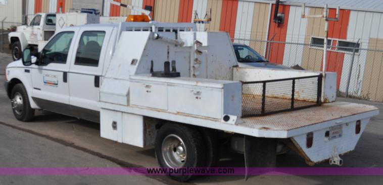 image for item C3130 2000 Ford F350 XLT Super Duty service truck