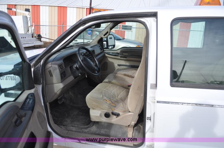 image for item C3130 2000 Ford F350 XLT Super Duty service truck