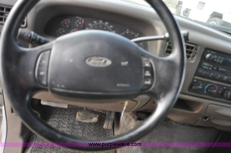 image for item C3130 2000 Ford F350 XLT Super Duty service truck