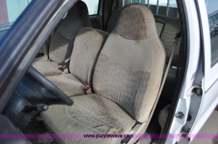 image for item C3130 2000 Ford F350 XLT Super Duty service truck