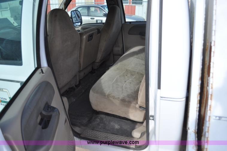 image for item C3130 2000 Ford F350 XLT Super Duty service truck