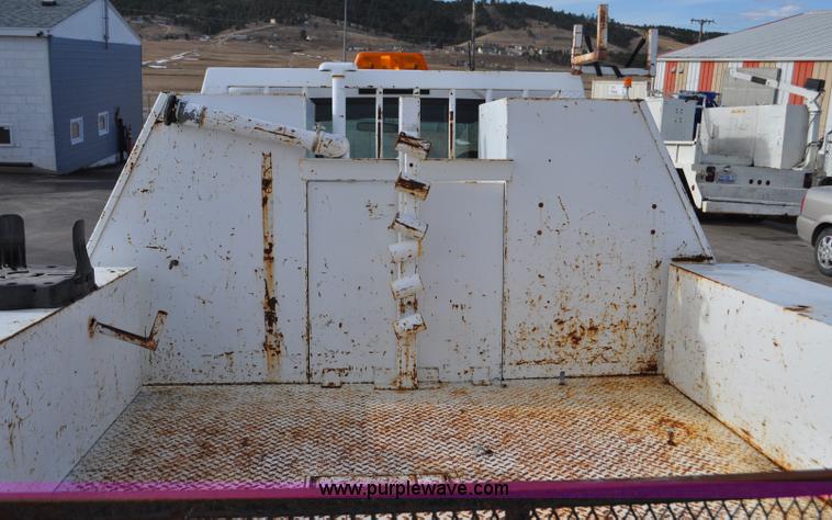 image for item C3130 2000 Ford F350 XLT Super Duty service truck