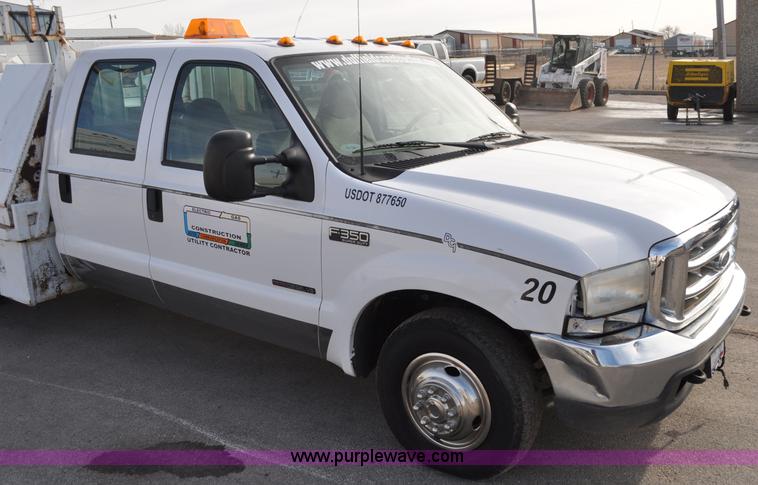 image for item C3130 2000 Ford F350 XLT Super Duty service truck