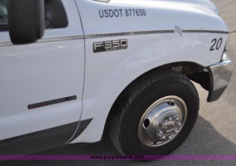 image for item C3130 2000 Ford F350 XLT Super Duty service truck