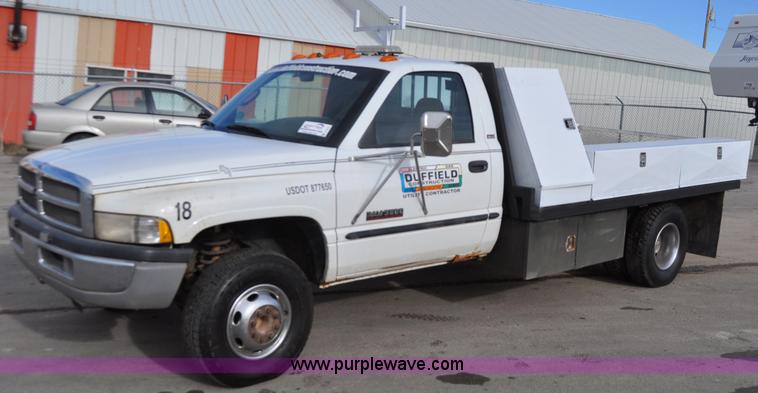 image for item C3131 2000 Dodge 3500 service truck