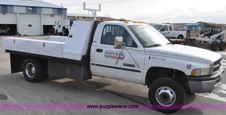 image for item C3131 2000 Dodge 3500 service truck