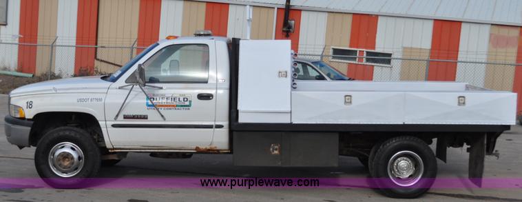 image for item C3131 2000 Dodge 3500 service truck