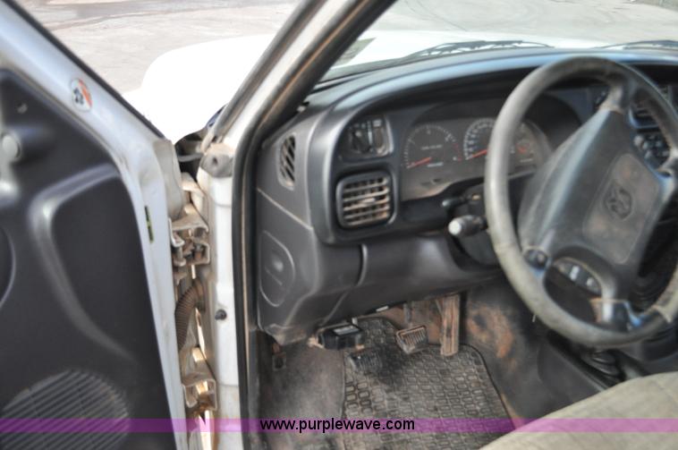 image for item C3131 2000 Dodge 3500 service truck