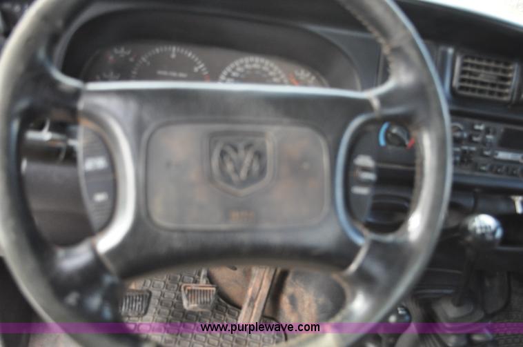 image for item C3131 2000 Dodge 3500 service truck