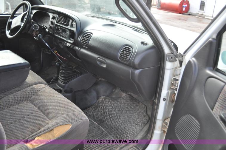 image for item C3131 2000 Dodge 3500 service truck