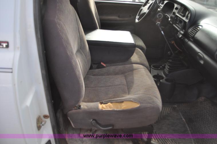 image for item C3131 2000 Dodge 3500 service truck