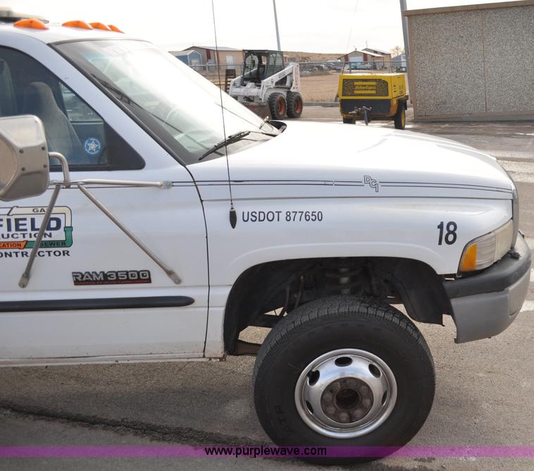 image for item C3131 2000 Dodge 3500 service truck