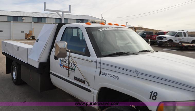 image for item C3131 2000 Dodge 3500 service truck