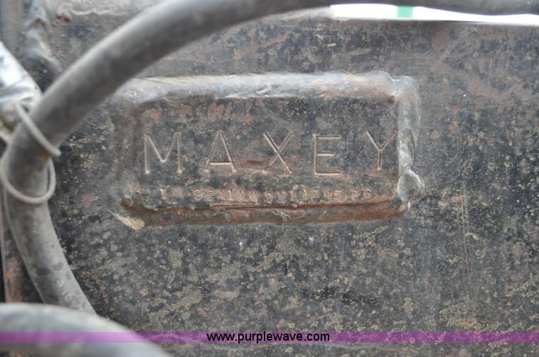 image for item C3133 1999 Vacmaster SPV800 vacuum system