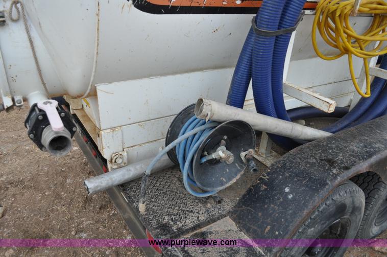 image for item C3133 1999 Vacmaster SPV800 vacuum system