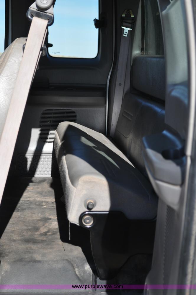 image for item C3134 2000 Ford F650 XL Super Duty Vac-N-Dig truck