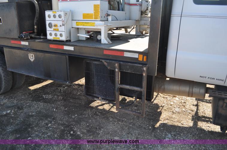 image for item C3134 2000 Ford F650 XL Super Duty Vac-N-Dig truck