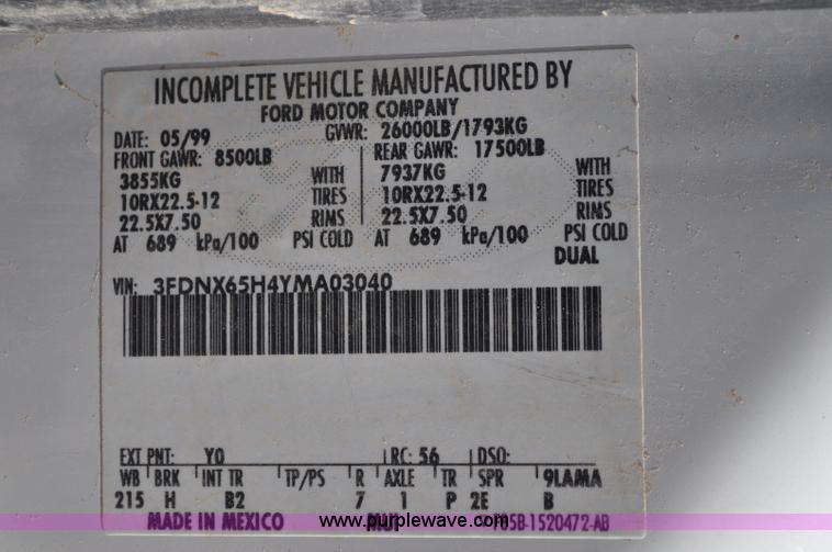 image for item C3134 2000 Ford F650 XL Super Duty Vac-N-Dig truck