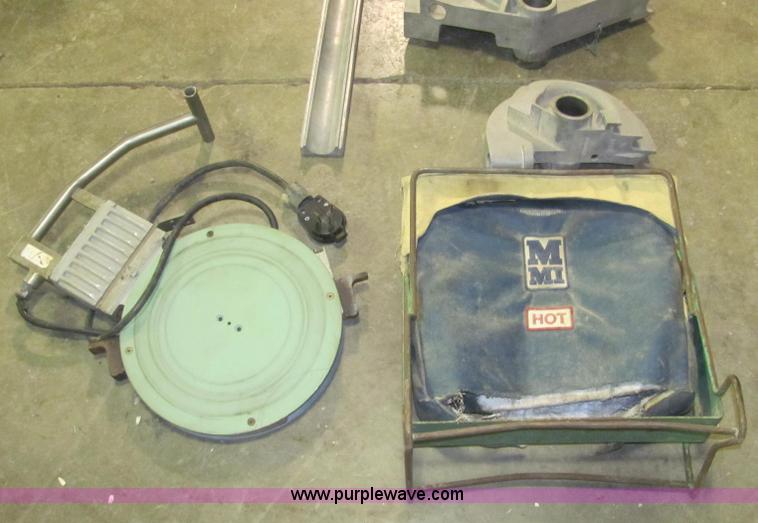 image for item C3147 McElroy 412 fusion machine