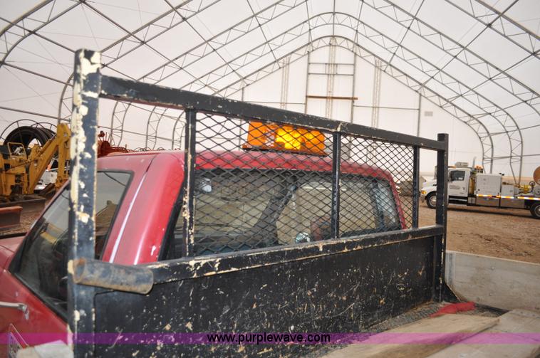 image for item C3171 1992 Chevrolet Cheyenne 3500 spreader truck