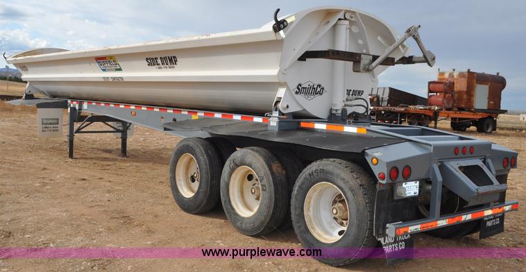 image for item C3175 2002 Smith Co side dump trailer