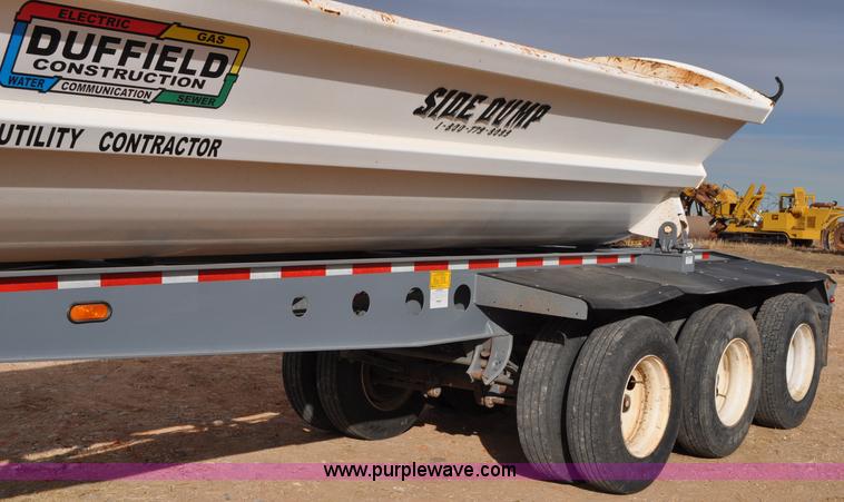 image for item C3175 2002 Smith Co side dump trailer