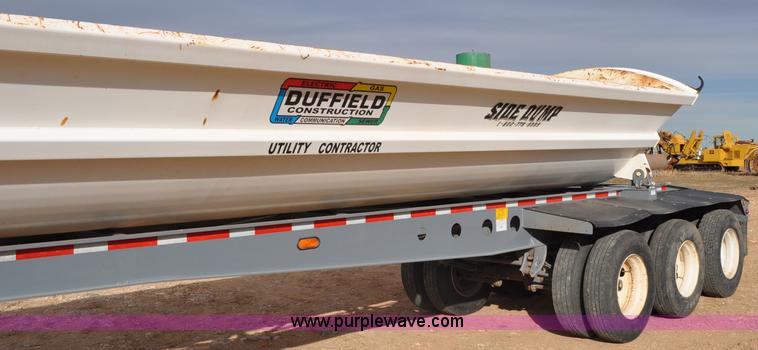 image for item C3175 2002 Smith Co side dump trailer