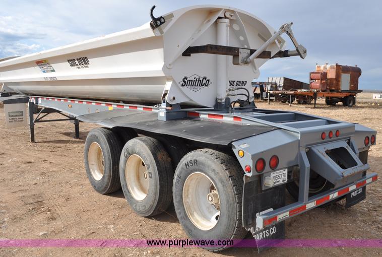 image for item C3175 2002 Smith Co side dump trailer