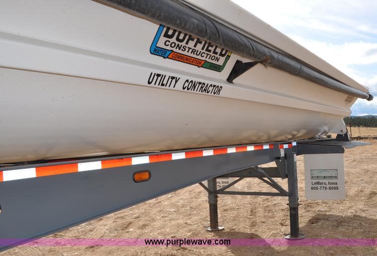 image for item C3175 2002 Smith Co side dump trailer