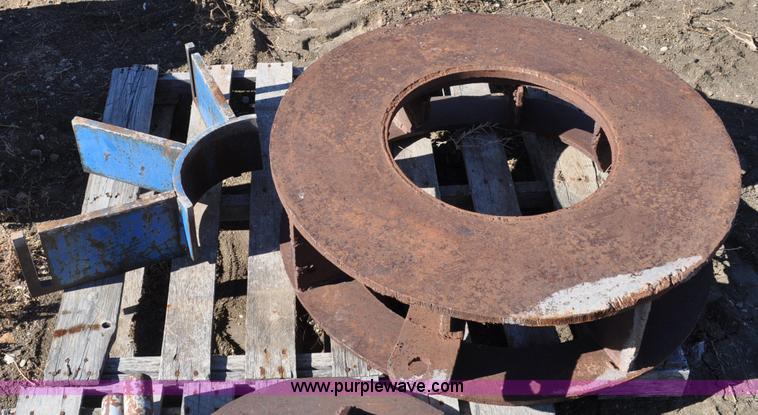 image for item C3177 American 36-200G auger machine