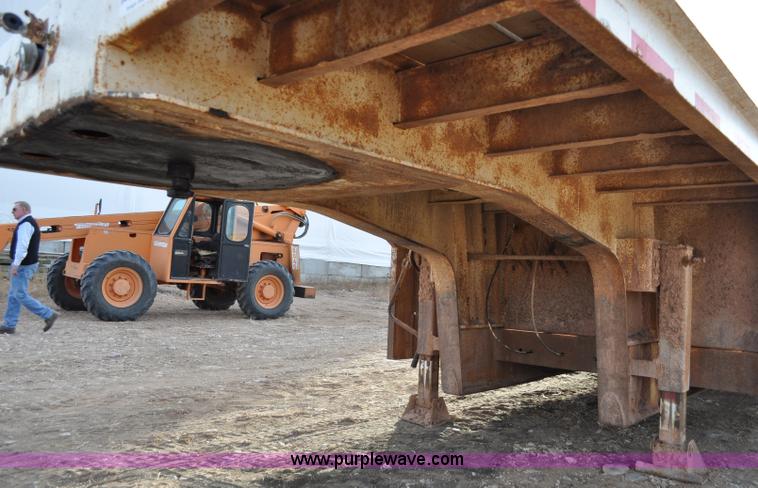 image for item C3178 1979 Step Deck trailer