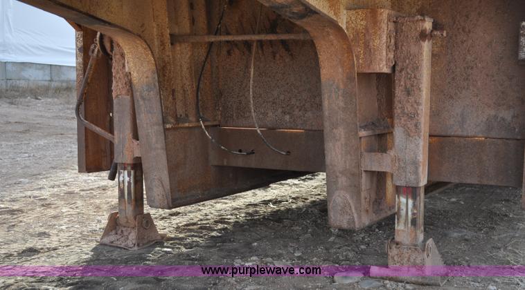 image for item C3178 1979 Step Deck trailer