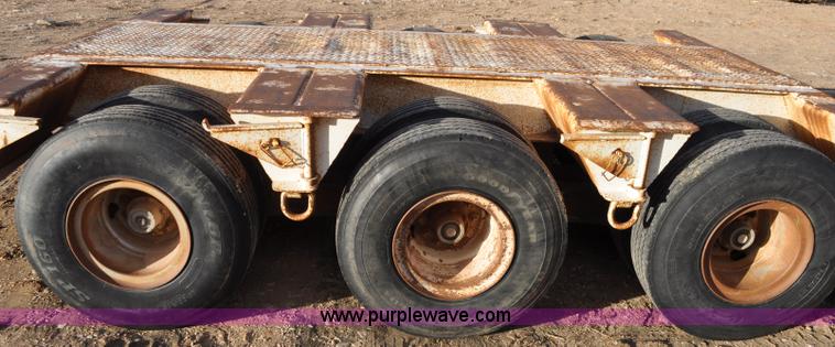 image for item C3178 1979 Step Deck trailer