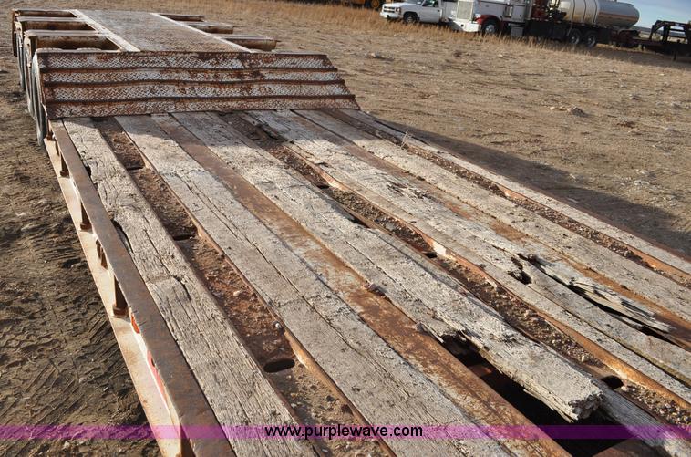 image for item C3178 1979 Step Deck trailer