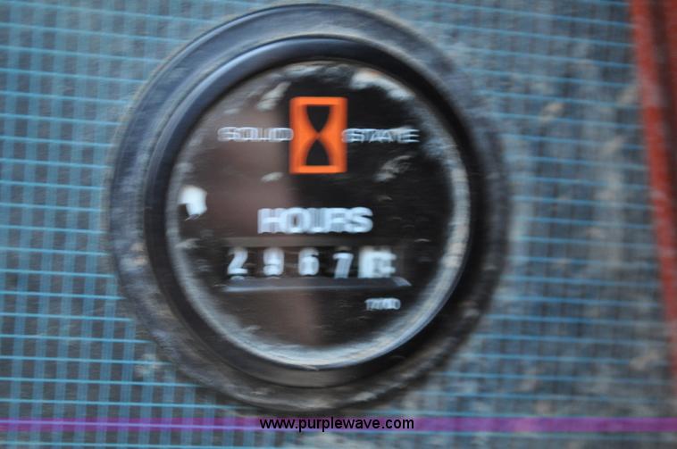 image for item C3191 1998 Ditch Witch JT2720 directional boring machine