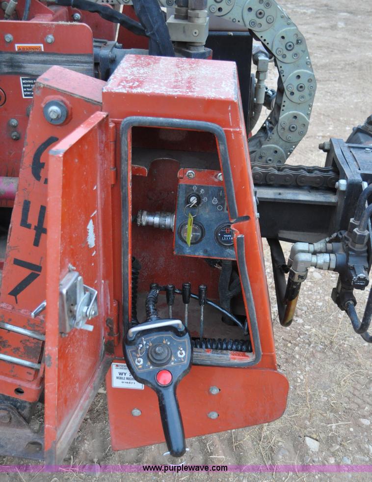 image for item C3191 1998 Ditch Witch JT2720 directional boring machine