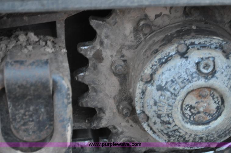 image for item C3191 1998 Ditch Witch JT2720 directional boring machine