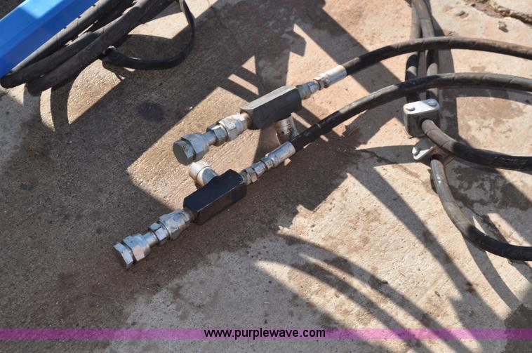 image for item C3197 2011 Vacuworx MC3B pipe carrier