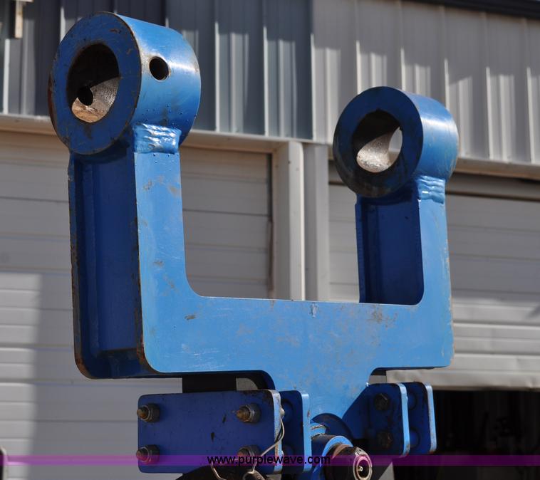 image for item C3197 2011 Vacuworx MC3B pipe carrier