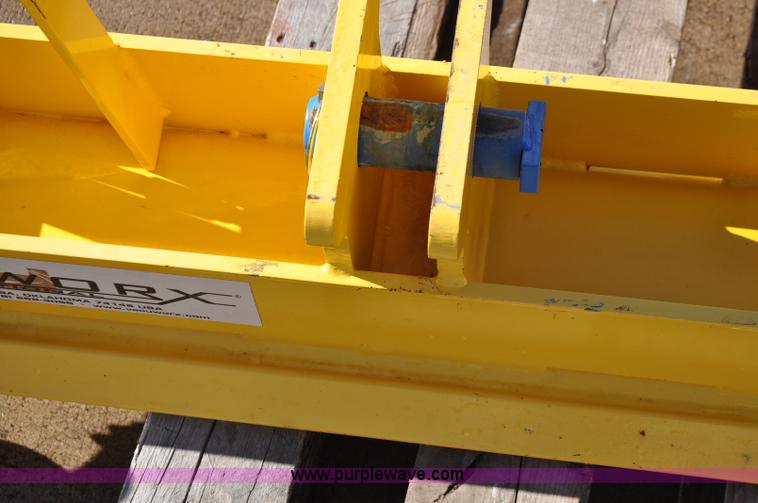 image for item C3197 2011 Vacuworx MC3B pipe carrier