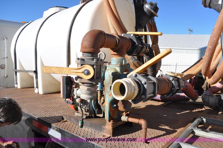 image for item C3209 1989 Freightliner FLD boring support truck