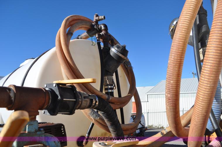 image for item C3209 1989 Freightliner FLD boring support truck